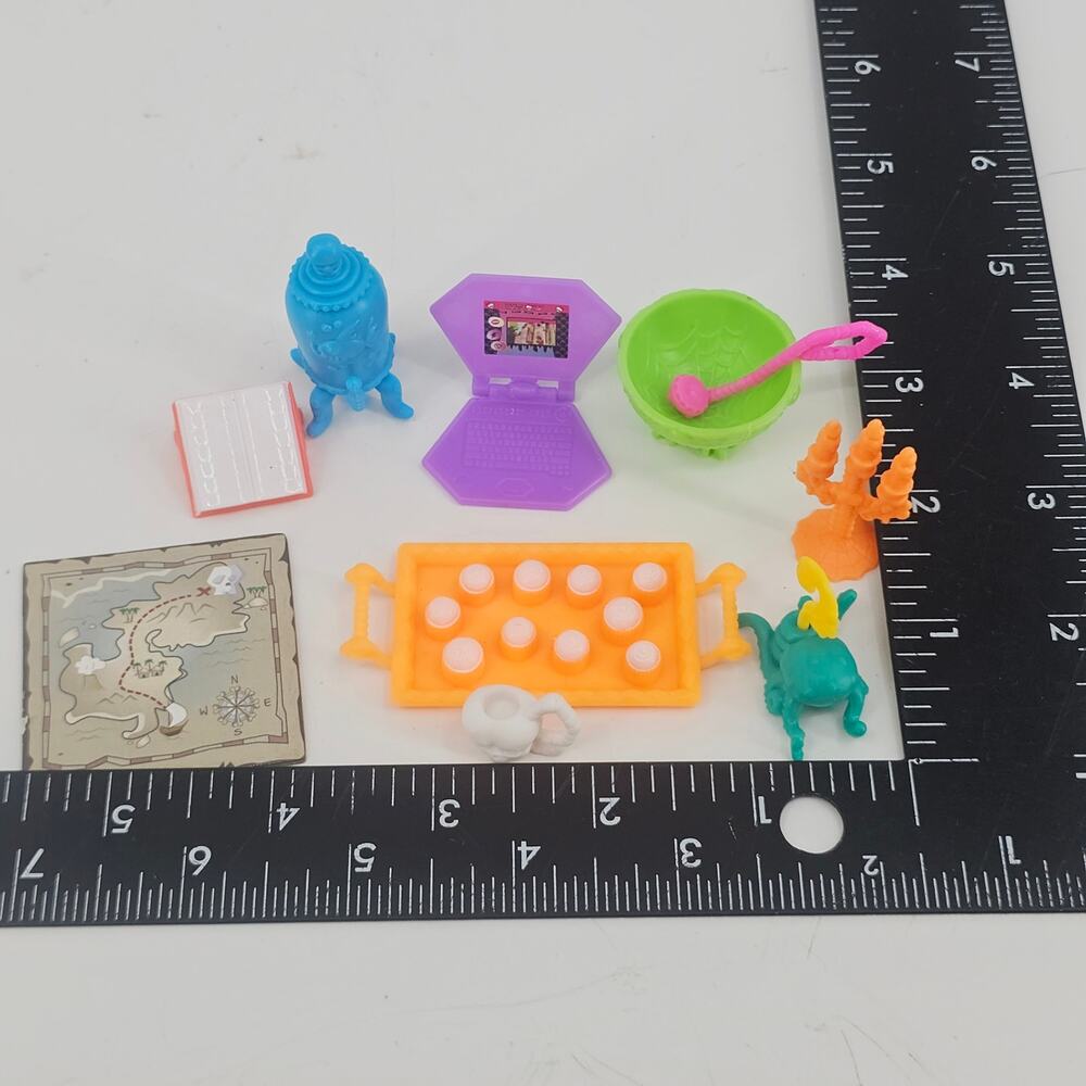 Mix Lot of 10 Monster High Freaky Fusion Catacombs Playset accesories - Picture 4 of 4